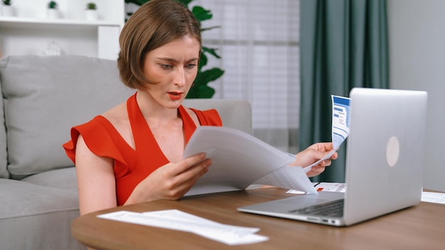 Kiedy ująć fakturę korygującą w deklaracji podatkowej?