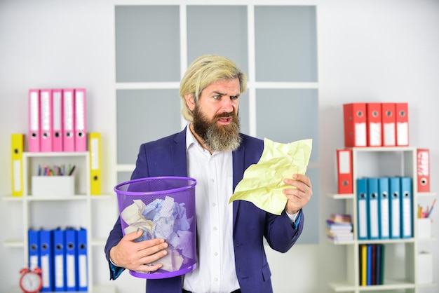 Czy rząd może zabrać pieniądze z konta?