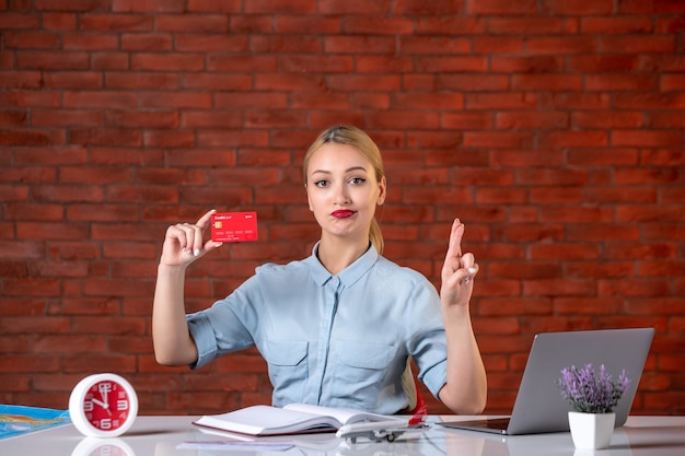 Do jakiej kwoty jest gwarancja bankowa i co może na to wpływać?