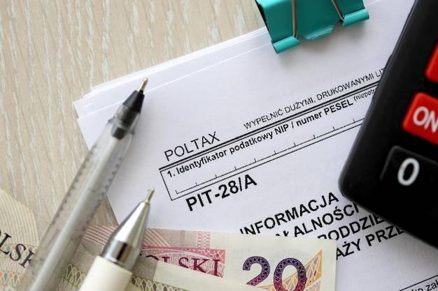 Jak rozliczyć podatek z Anglii po powrocie do Polski?